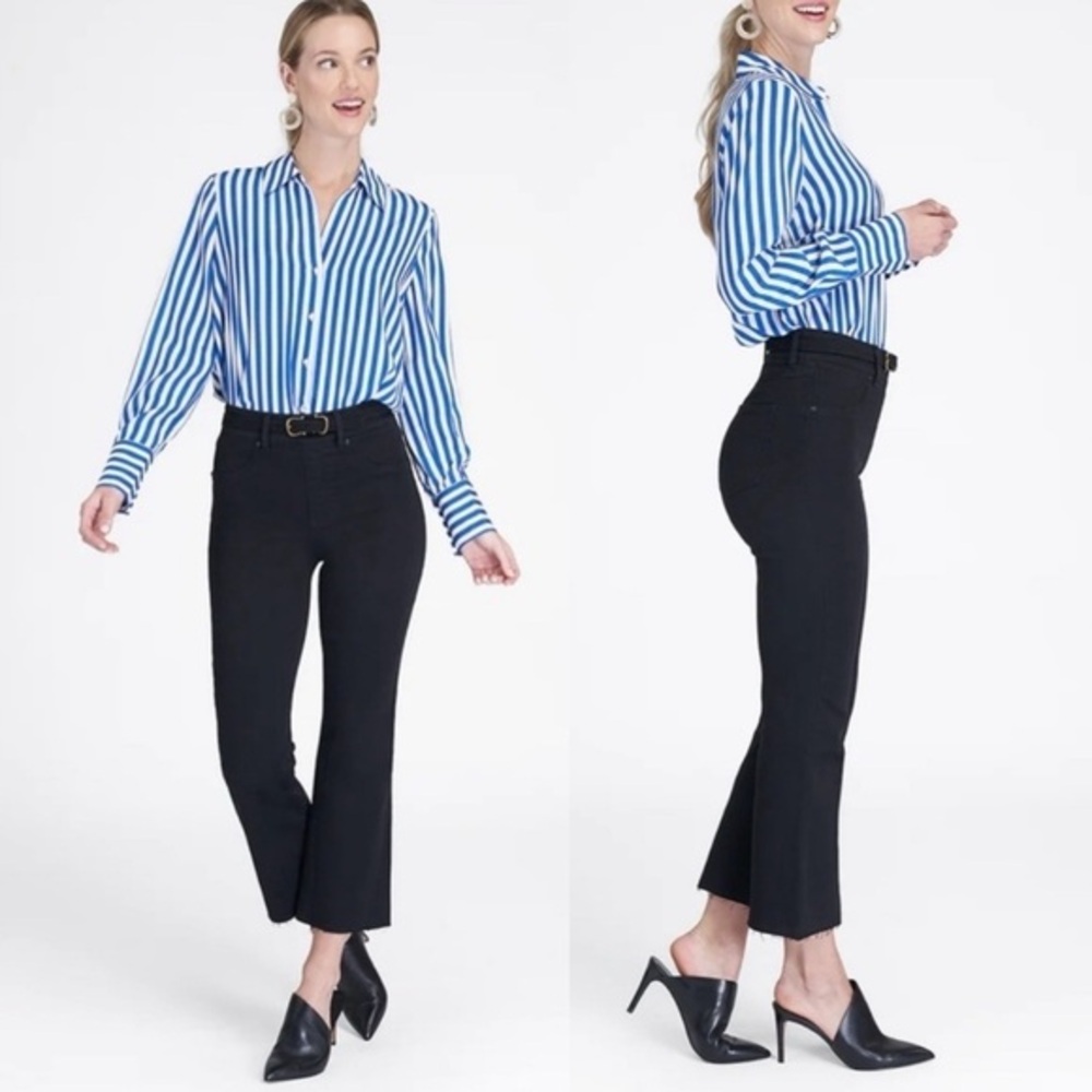 Spanx Cropped Flare Jeans Small Black‎ Wash